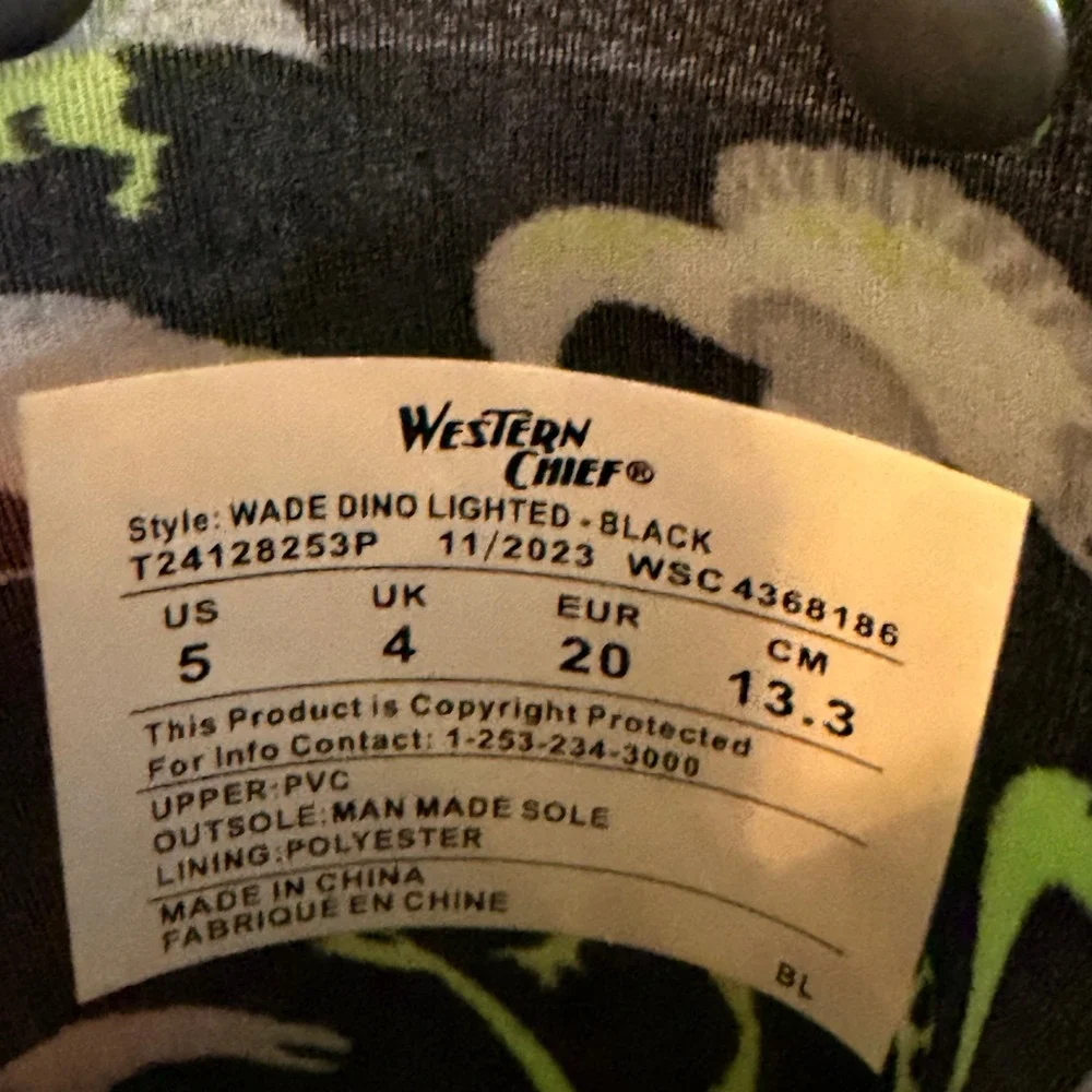 Western Chief Wade Dino Lighted Rain Boots Black Neon Green Toddler Size 5